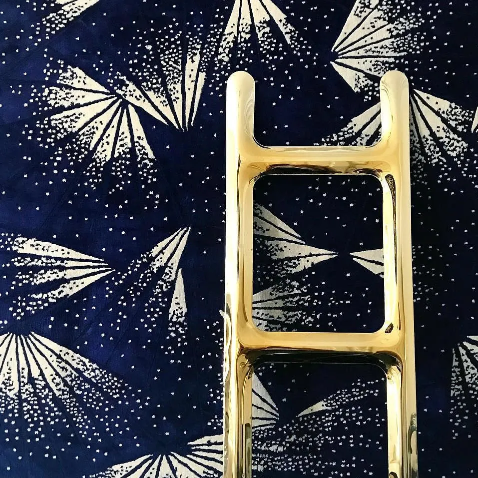 Drab Ladder Hanger