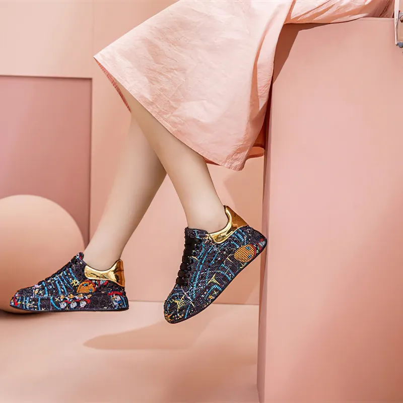 Fashion Women Sneakers Platform / Women's Color Shiny Shoes with Rhinestone