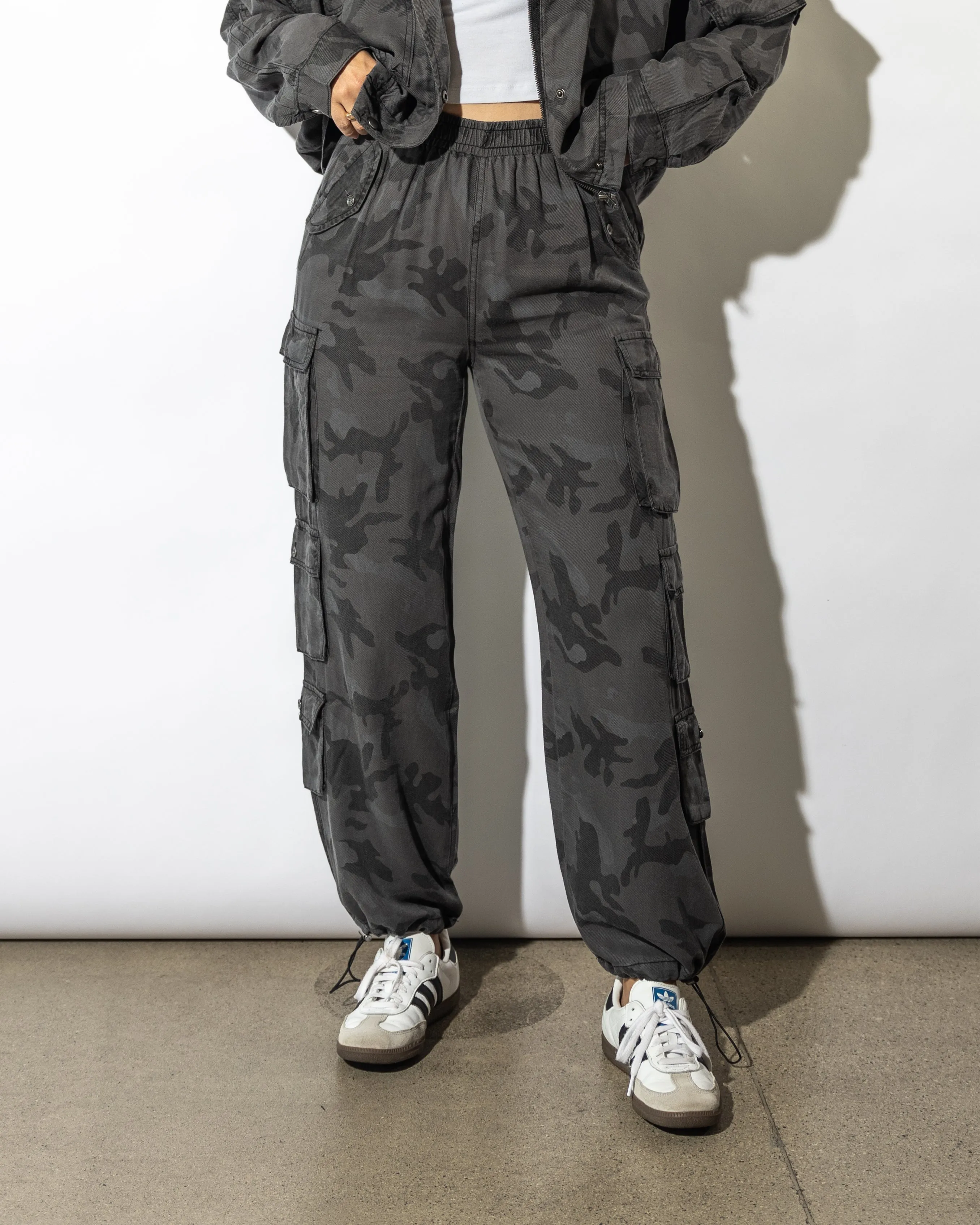 Phantom Camo Cargo