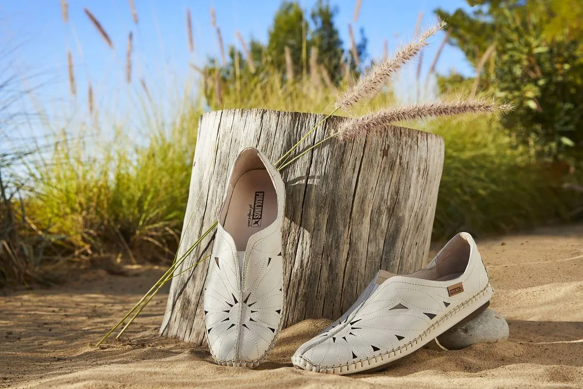 Pikolinos Women's Jerez Flats Shoes