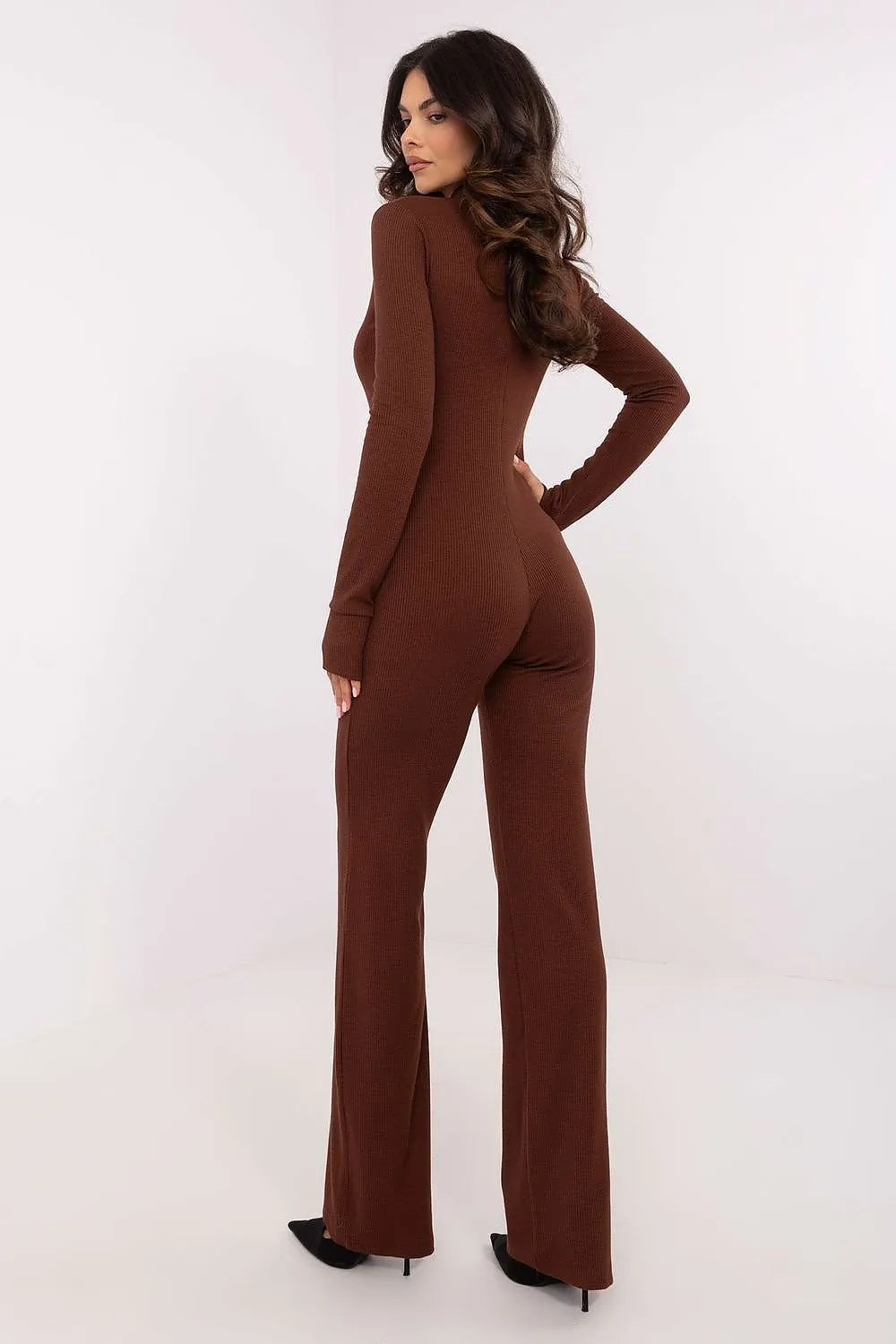 Suit model 203860 Lakerta